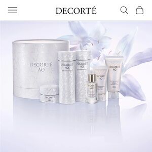 Decorte AQ Skincare Set - Elegant White Collection